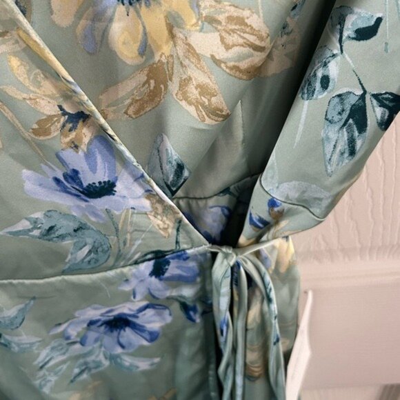 Bohme Floral Wrap Dress NWT Sz Medium Blue & Green - Picture 7 of 16